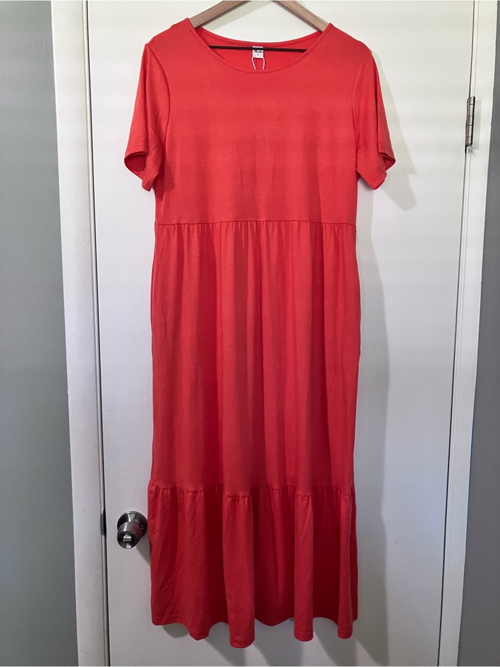 NWT Orange Summer Dress with pockets Size Large